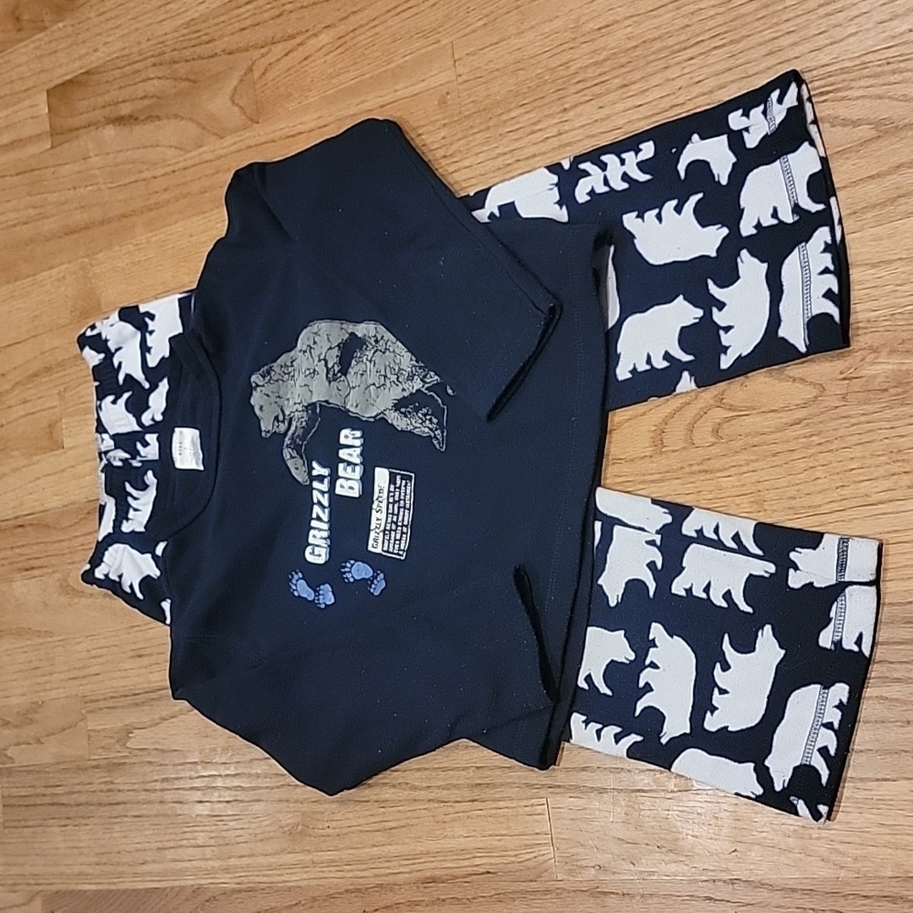 Lands' End Fleece Grizzly Bear 2 piece Pajamas